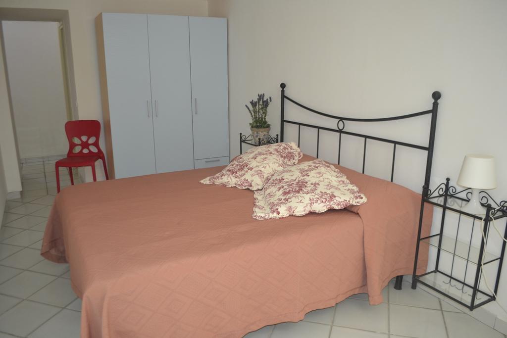 La Casa Di Cirro Apartment Procida Ruang foto